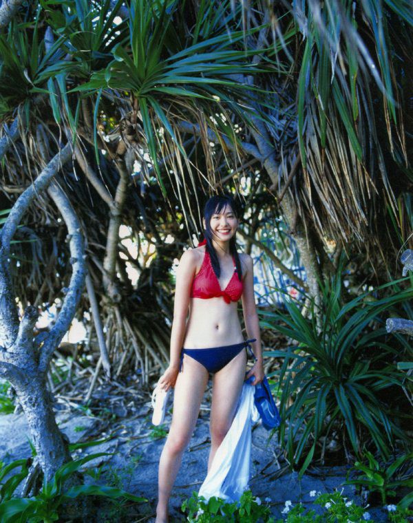 新垣結衣 ビキニ画像!若い頃のかわいさがたまらない! 27枚目