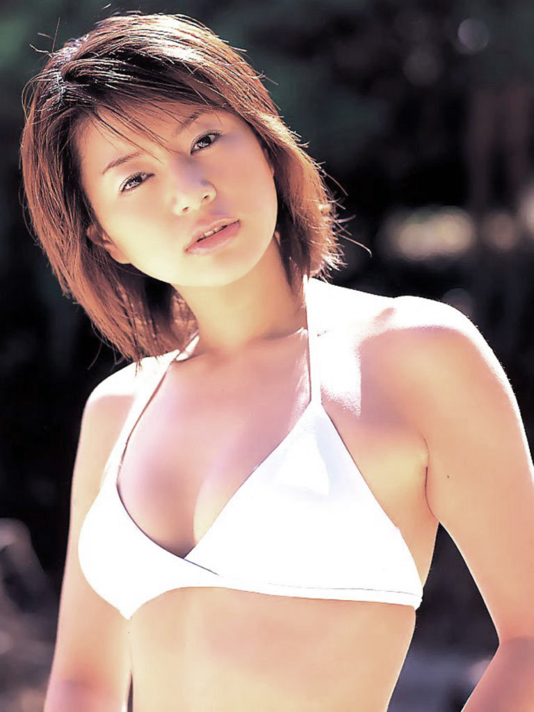 井川遥 ビキニ画像!若い頃の美しさと抜群スタイルがたまらない! 11枚目