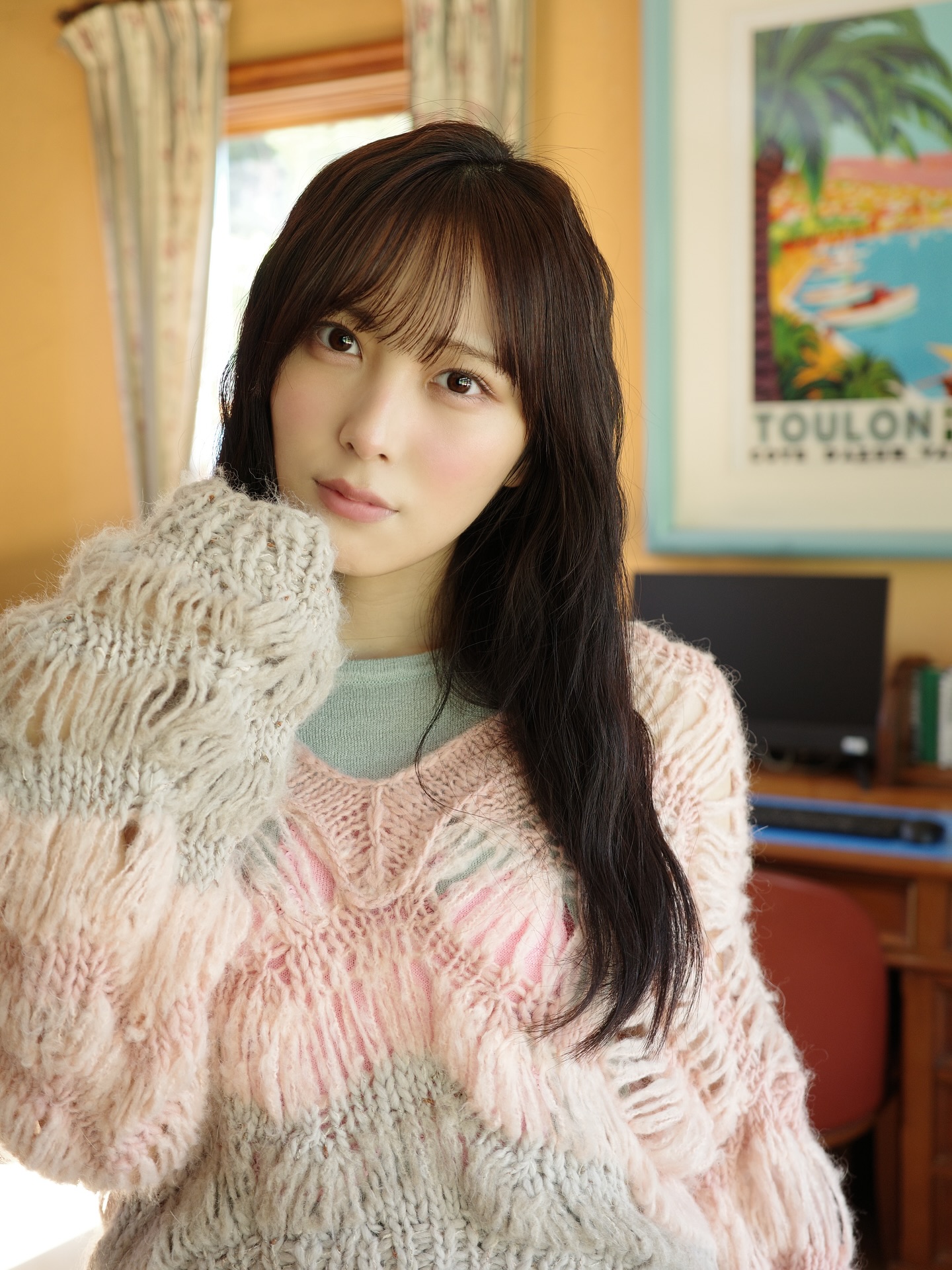 Weekly Playboy ≒JOY逢田珠里依、「週刊プレイボーイ」で初表紙!美乳あらわなオフショットが先行公開! 7枚目