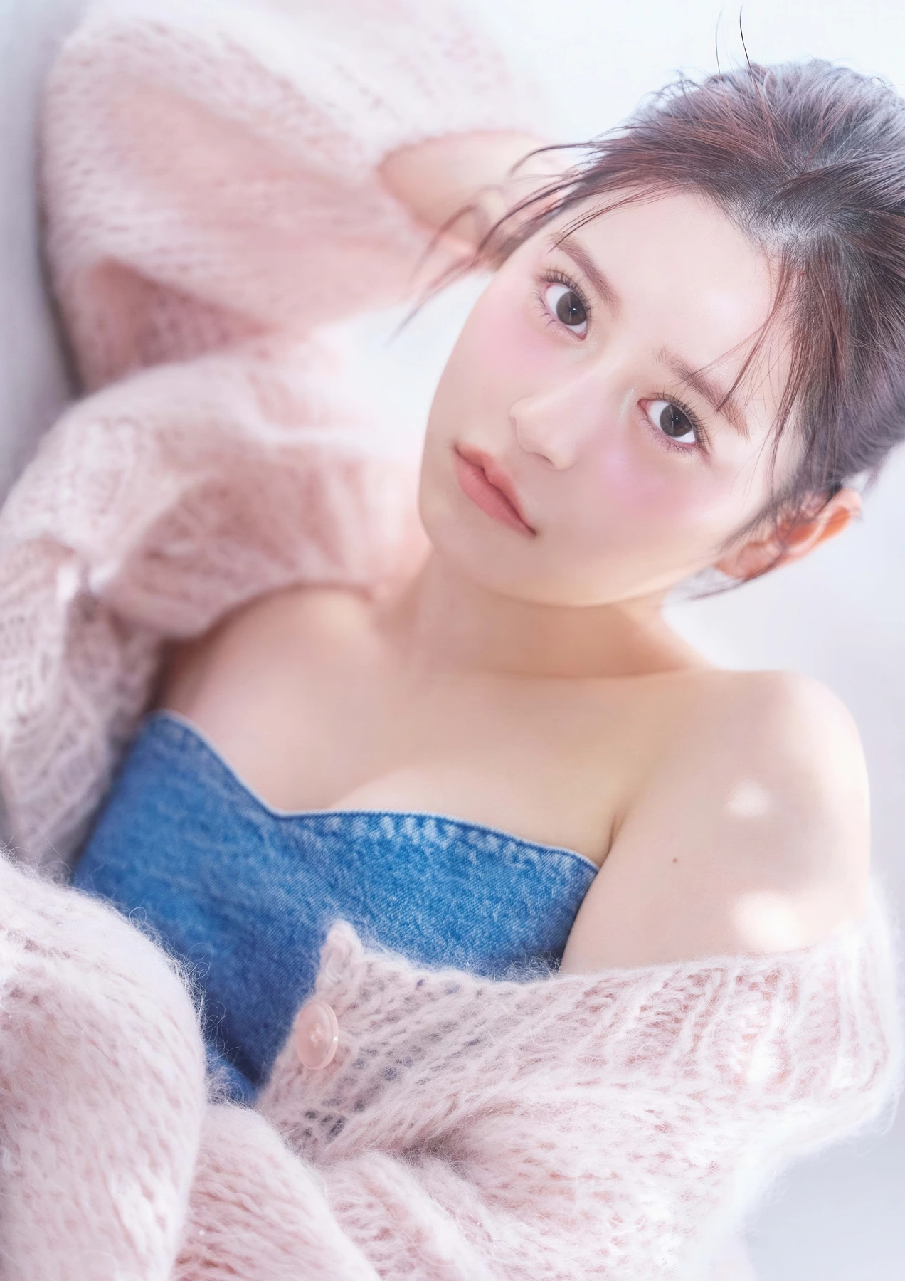 月足天音, Big Comic Spirits 2026 No.09 (ビッグコミックスピリッツ 2026年9号) 12枚目