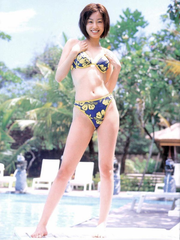 山本恵美 ビキニ画像!若い頃のかわいさがたまらない! 25枚目