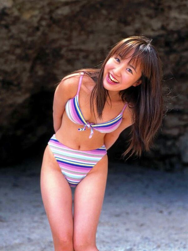 山川恵里佳 ビキニ画像!若い頃のかわいさがたまらない! 6枚目