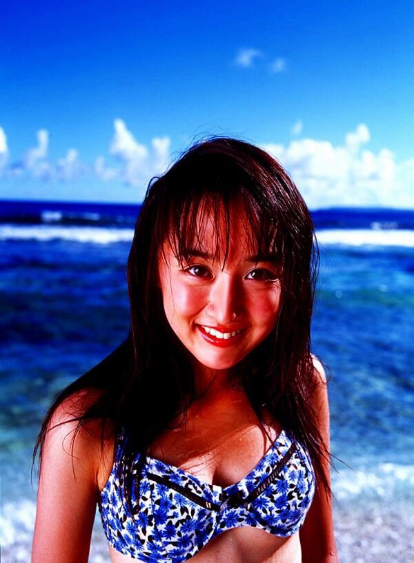 山川恵里佳 ビキニ画像!若い頃のかわいさがたまらない! 16枚目