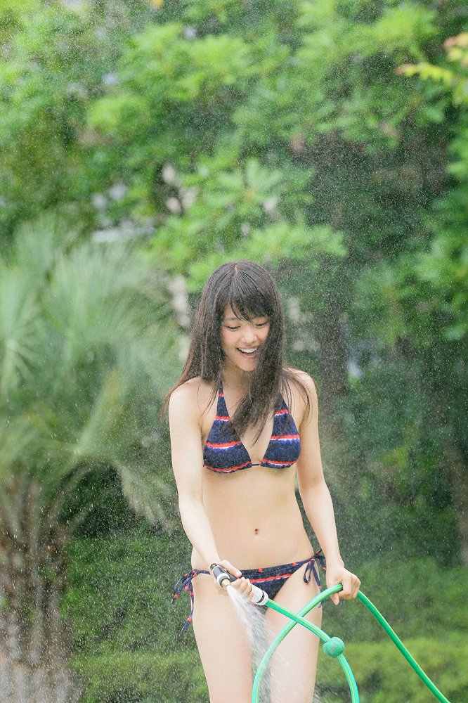 有村架純 ビキニ画像!若い頃のかわいさと美ボディがたまらない! 22枚目