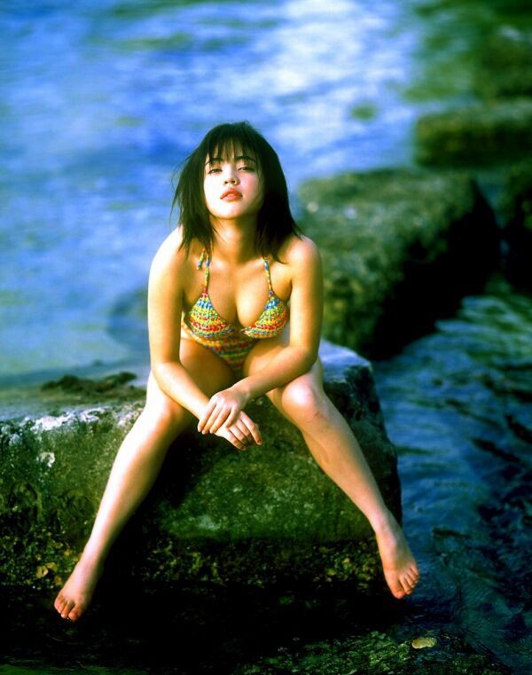 永井流奈 ビキニ画像!若い頃のかわいさがたまらない! 5枚目