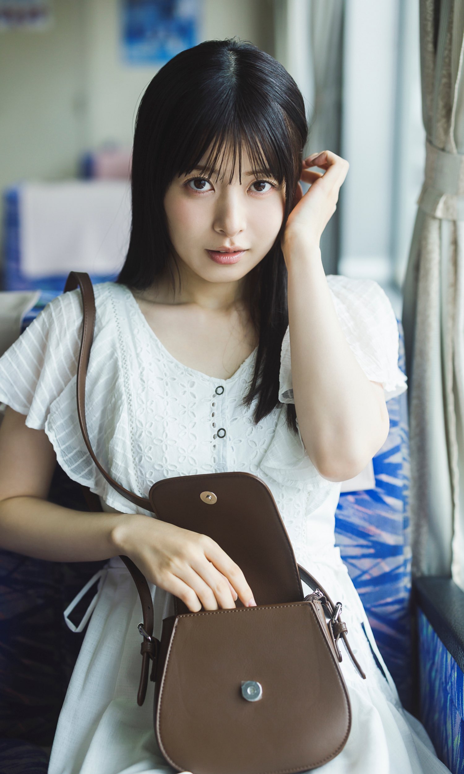 月城莉奈 最新グラビア水着画像 10枚目