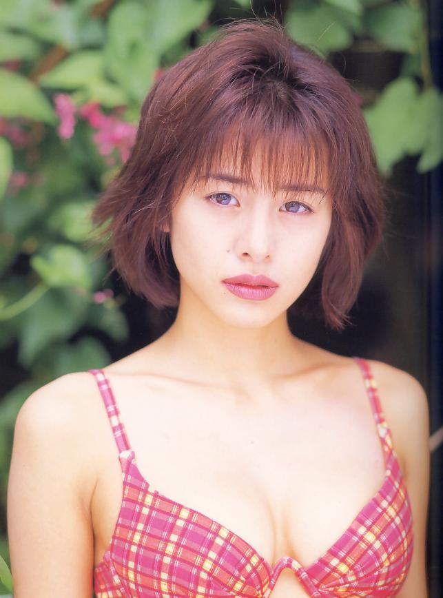 さとう珠緒 ビキニ画像!若い頃のかわいさがたまらない! 23枚目