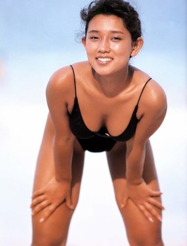 原久美子 ビキニ画像!若い頃のかわいさがたまらない! 16枚目