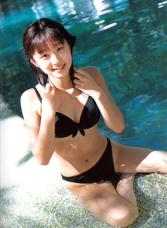 小倉優子 ビキニ画像!若い頃のかわいさがたまらない! 26枚目