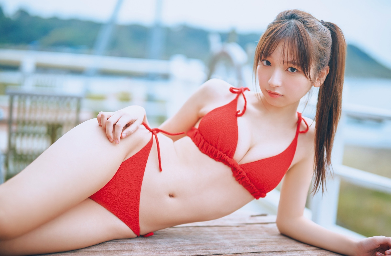 一ノ瀬瑠菜(いちのせ るな)「シャルロット」の元メンバー 水着画像 1枚目