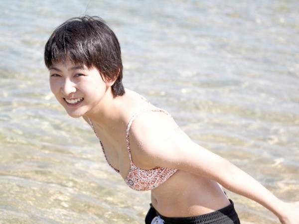 谷村美月 ビキニ画像!若い頃のかわいさがたまらない! 23枚目