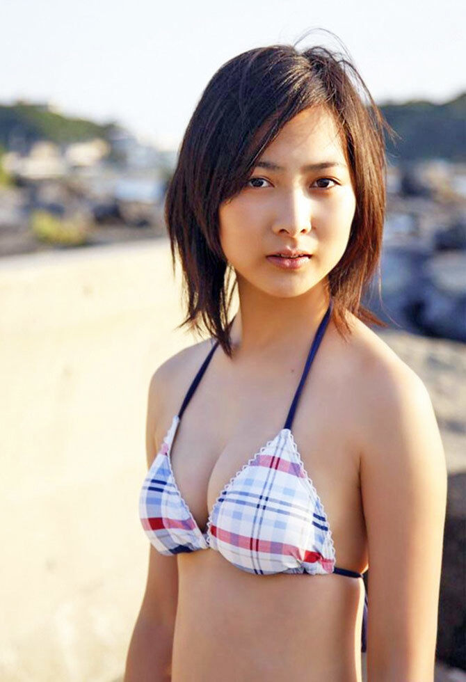 谷村美月 ビキニ画像!若い頃のかわいさがたまらない! 26枚目