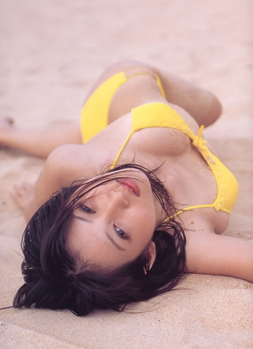 山口敦子 ビキニ画像!抜群スタイルがたまらない! 24枚目