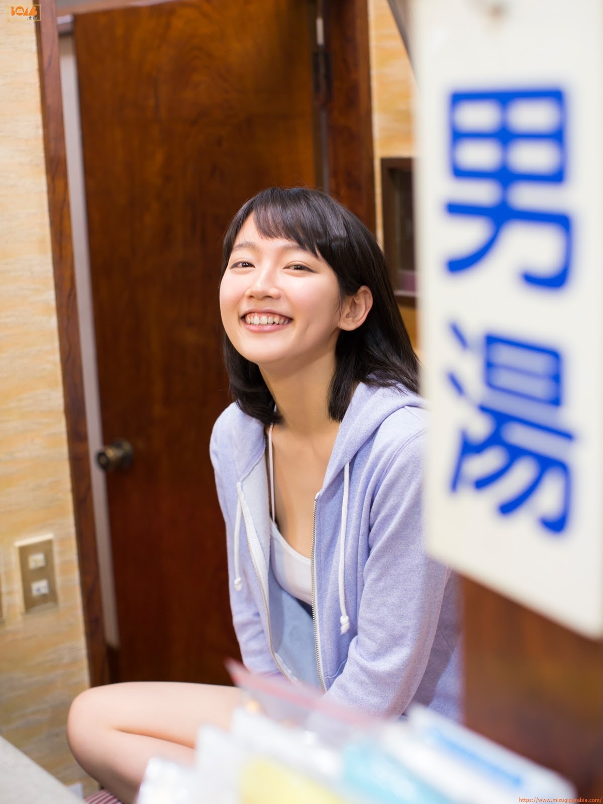 吉岡里帆の貴重な水着グラビア2015年ブレイク 女優 11枚目