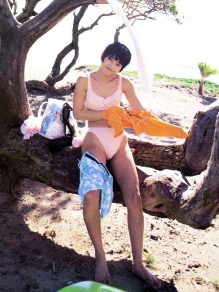 遠藤久美子 ビキニ画像!若い頃のかわいさがたまらない! 4枚目