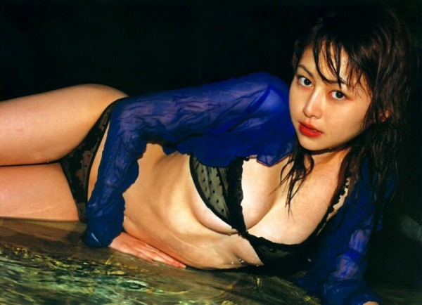 杉原杏璃 ビキニ画像!若い頃の抜群スタイルがたまらない! 6枚目