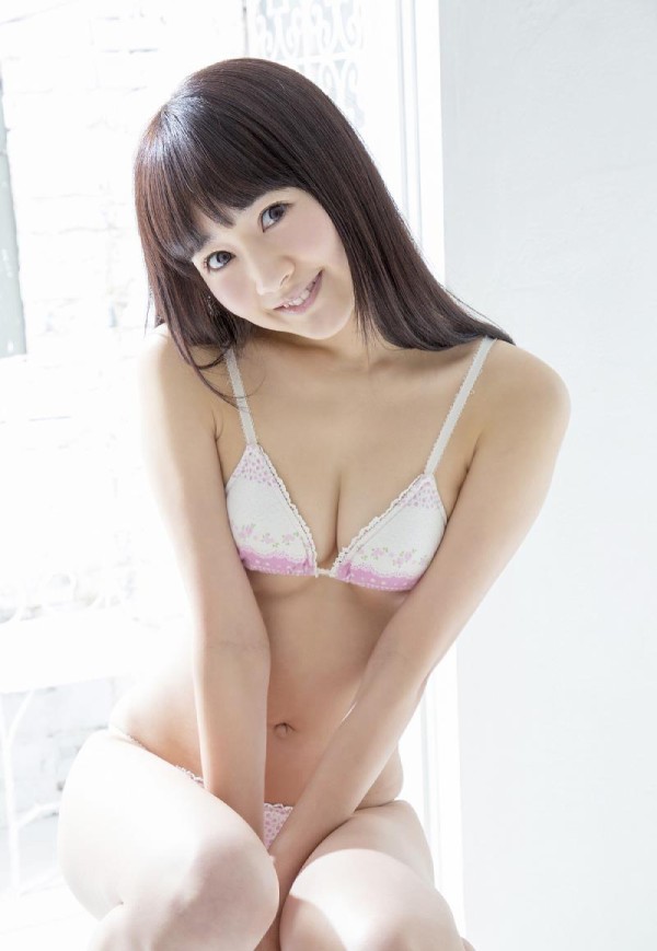 浜田翔子 ビキニ画像!若い頃の抜群スタイルがたまらない! 10枚目