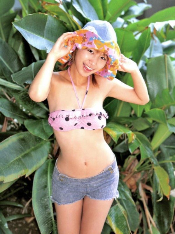 加藤明日美 ビキニ画像!若い頃の抜群スタイルがたまらない! 8枚目