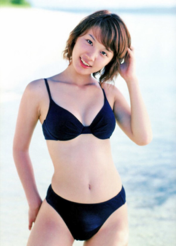 加藤明日美 ビキニ画像!若い頃の抜群スタイルがたまらない! 15枚目