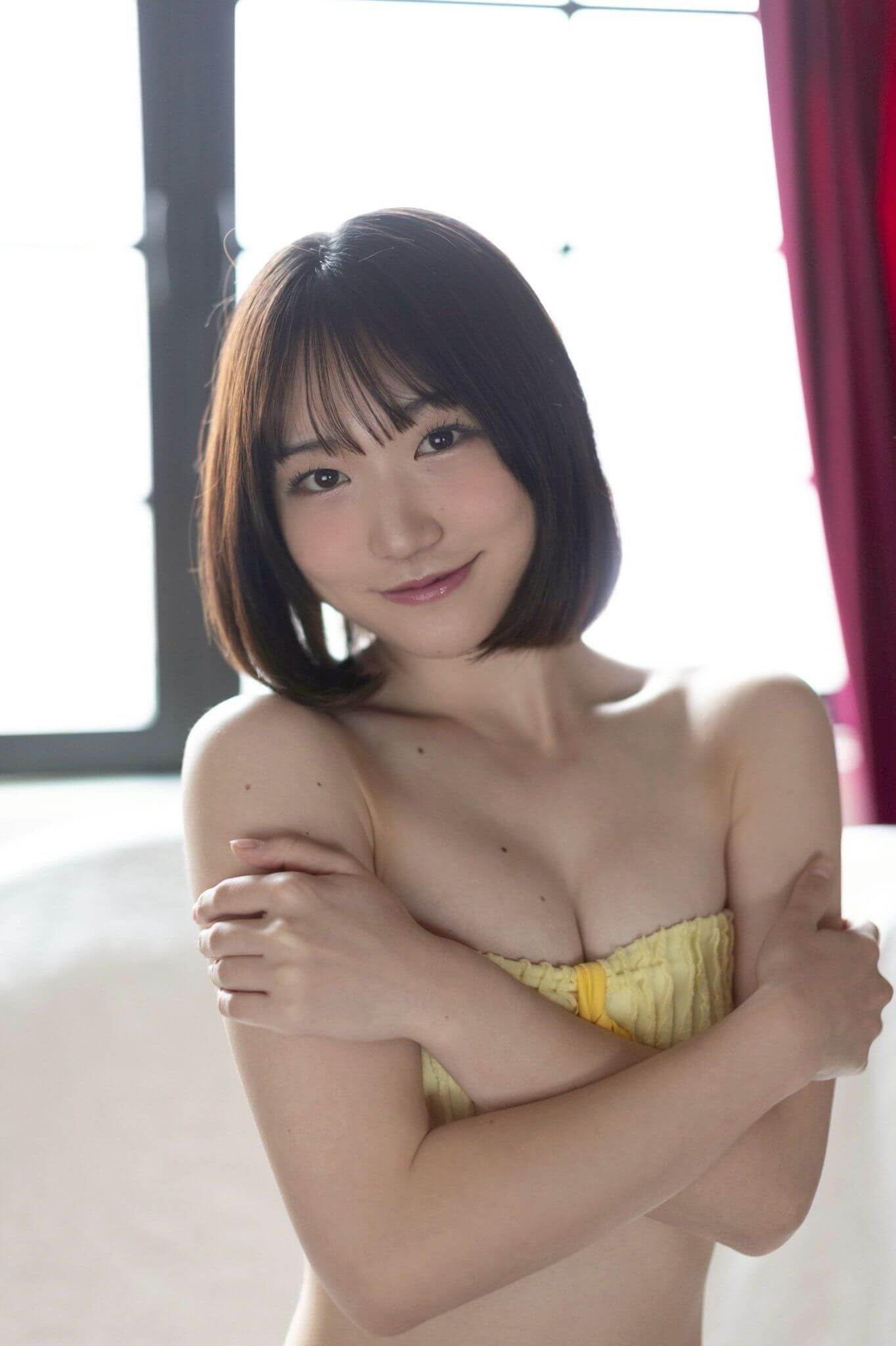 たかのはしみう 最新グラビア水着画像 1枚目