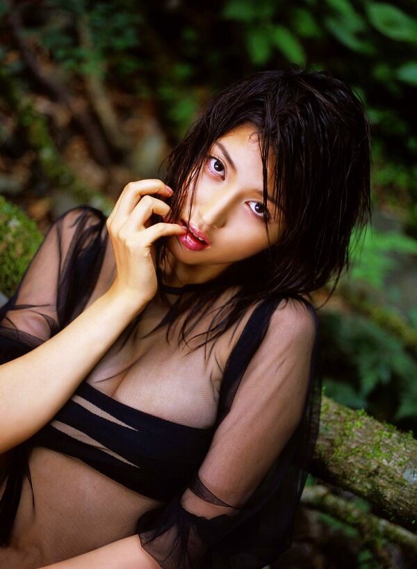 橋本マナミ ビキニ画像!抜群のスタイルがたまらない! 29枚目