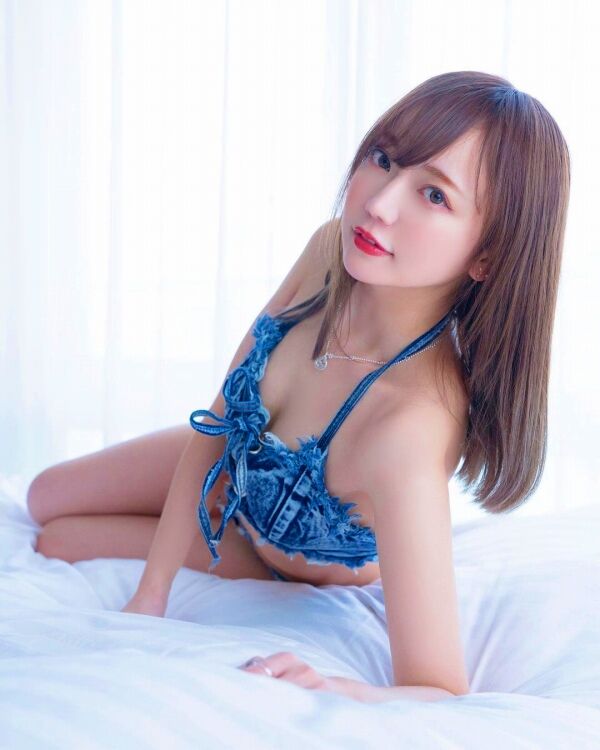 鎌田紘子 ビキニ画像!抜群のスタイルがたまらない! 2枚目