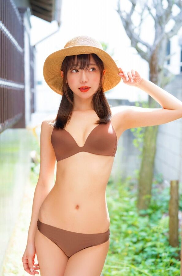 鎌田紘子 ビキニ画像!抜群のスタイルがたまらない! 3枚目