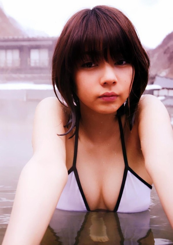 芳賀優里亜 ビキニ画像!若い頃のかわいさがたまらない! 22枚目