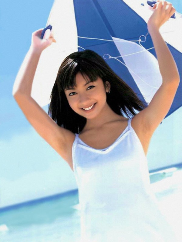 持田香織 グラビア画像!若い頃のかわいさがたまらない! 4枚目