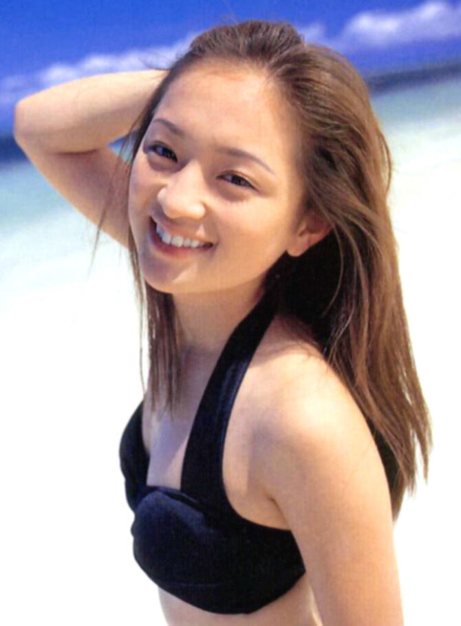 浜崎あゆみ ビキニ画像!若い頃のかわいさと抜群スタイルがたまらない! 11枚目