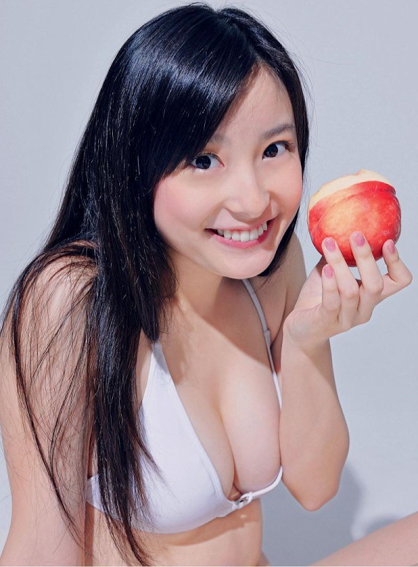 時田愛梨 ビキニ画像!かわいさと抜群スタイルがたまらない! 18枚目