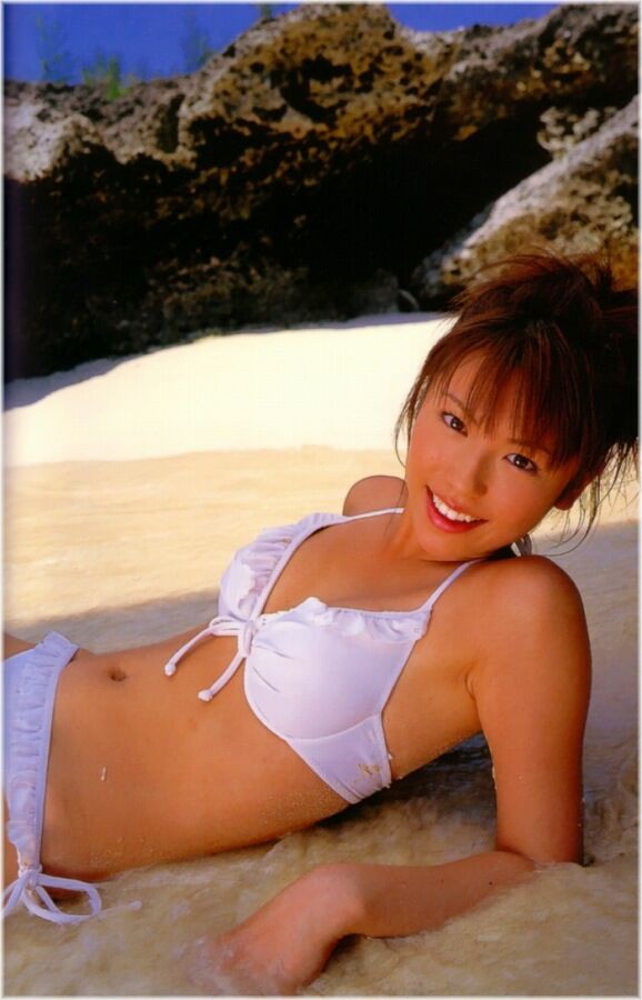 若槻千夏 ビキニ画像!若い頃のかわいさがたまらない! 22枚目