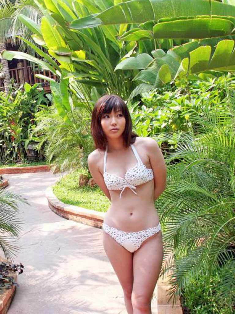 京本有加 ビキニ画像!若い頃の抜群スタイルがたまらない! 17枚目