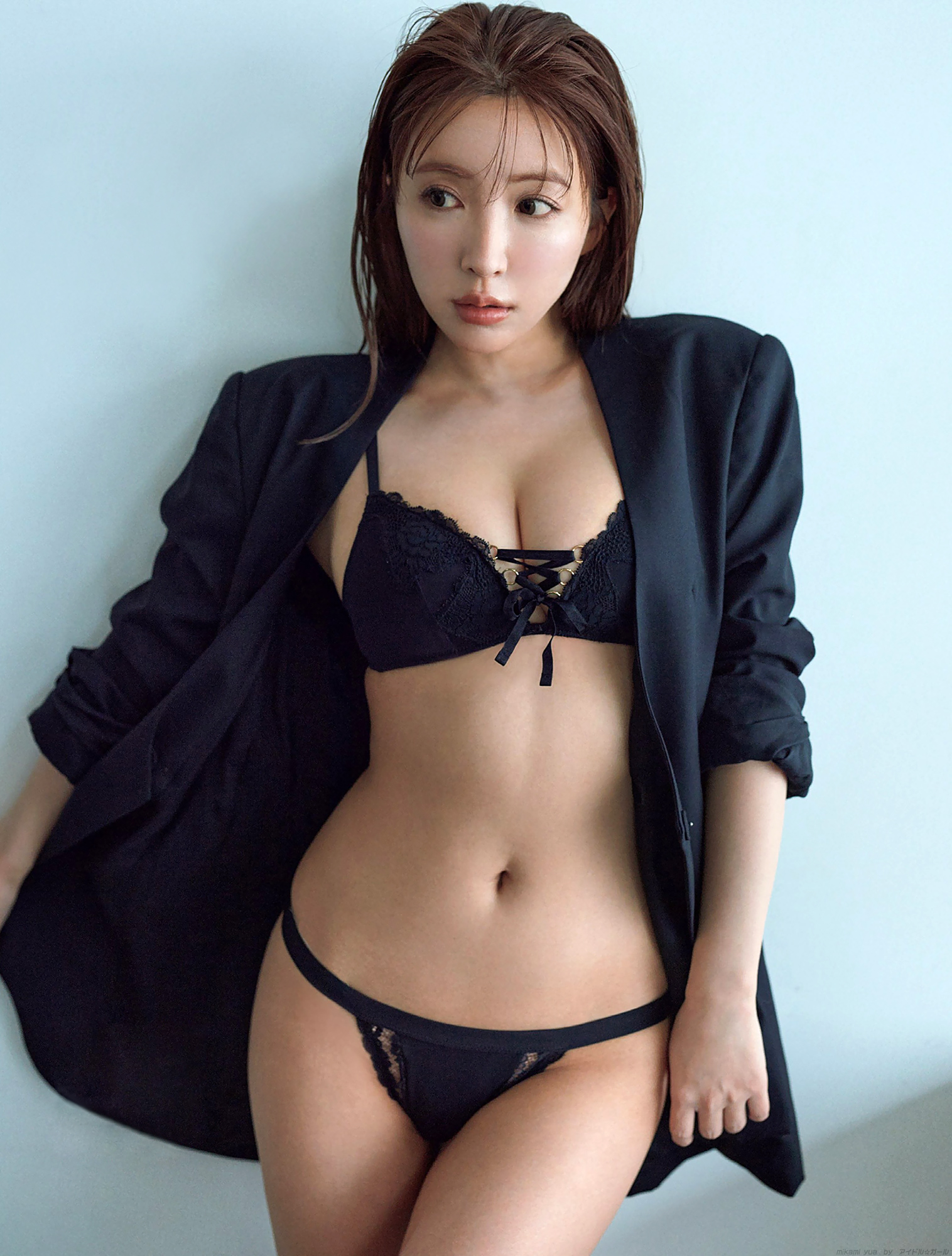 G 三上悠亜 111-117e グラビア・水着画像 5枚目
