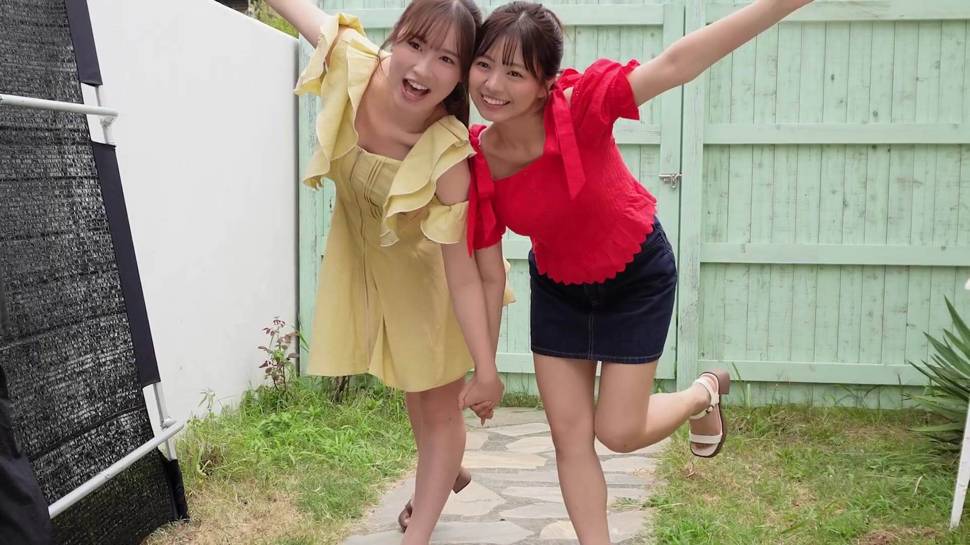 加藤綾乃&やべいろはが初水着グラビア解禁!現役女子大生の神ボディに絶賛の嵐 10枚目