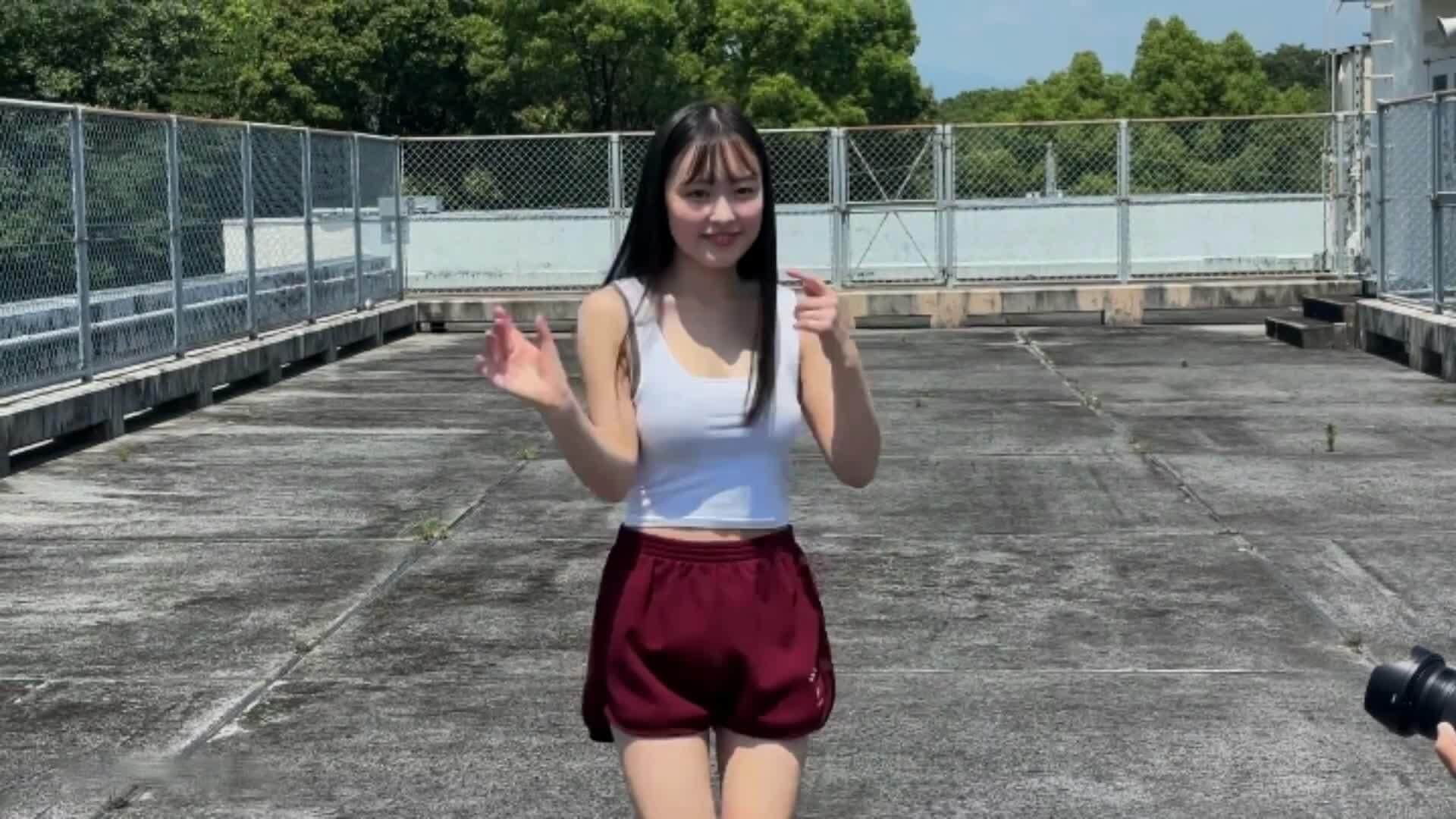 榎本彩乃 最新グラビア水着画像 6枚目