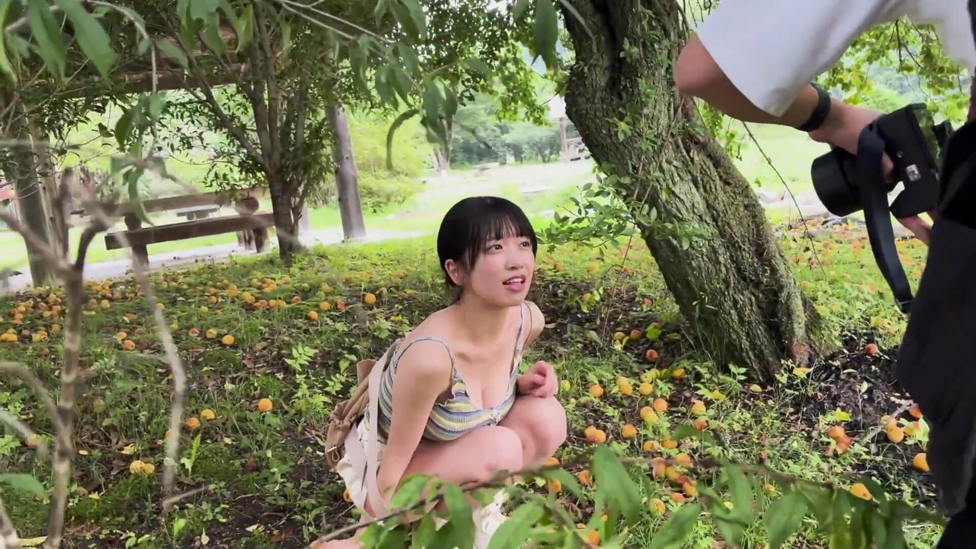 小柴あいり、圧巻の豊満ボディ解禁!週プレ再登場の極上水着グラビアを見逃すな 12枚目