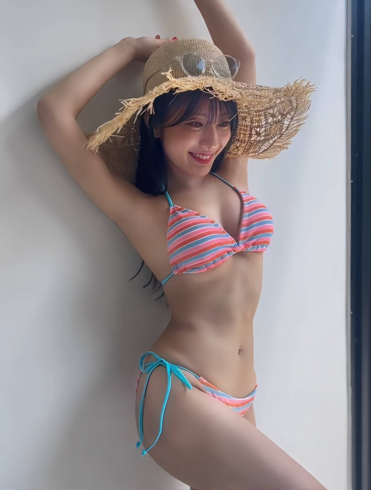 白戸ゆめの 最新グラビア水着画像 12枚目