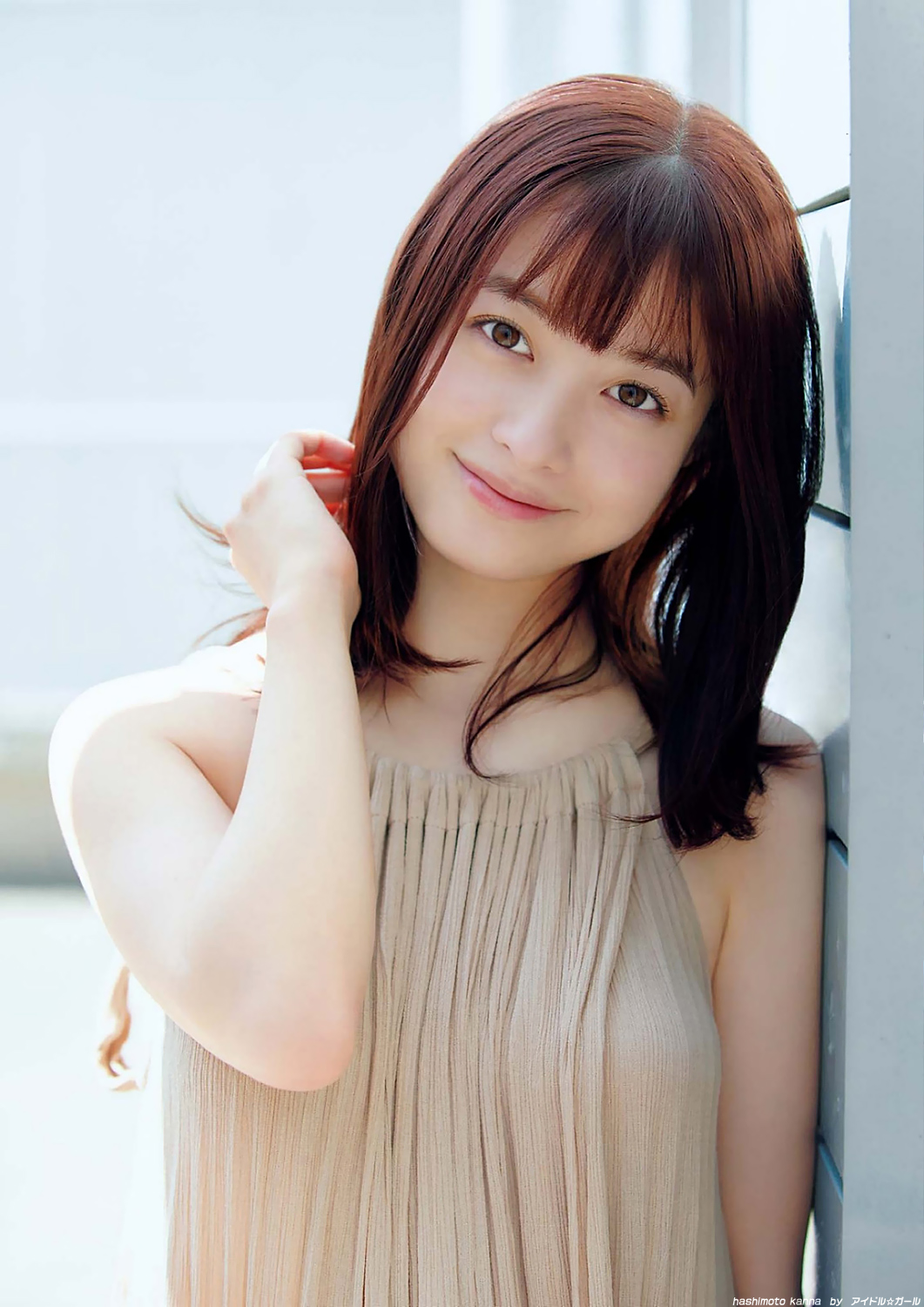 G 橋本環奈 131-136e グラビア・水着画像 1枚目