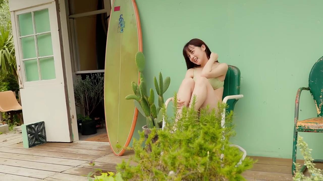 中川心 水着グラビア画像バズった美少女 8枚目