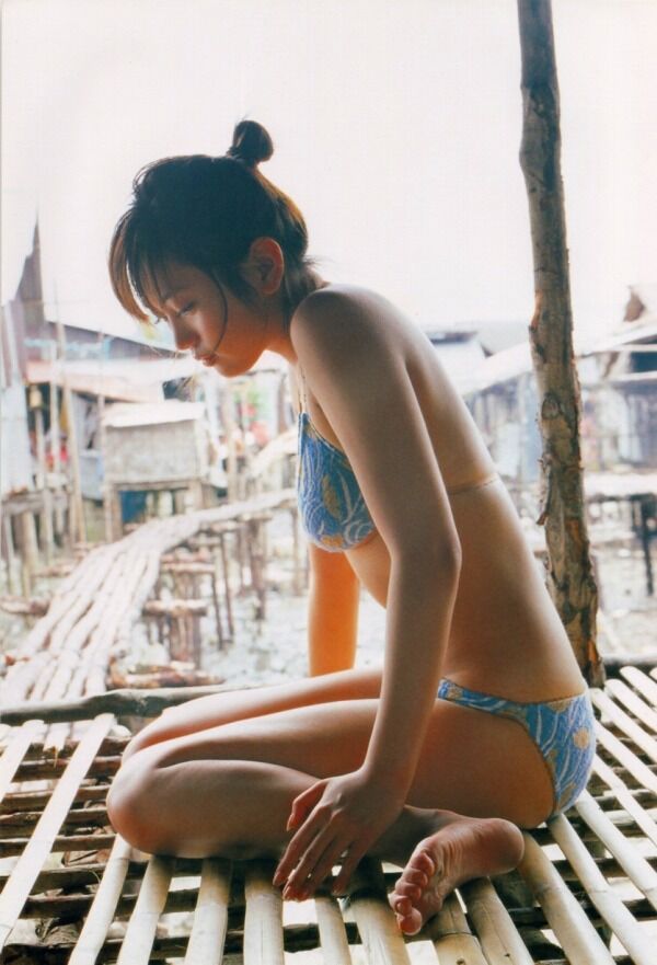 江川有未 ビキニ画像!若い頃のかわいさと美スタイルがたまらない! 23枚目