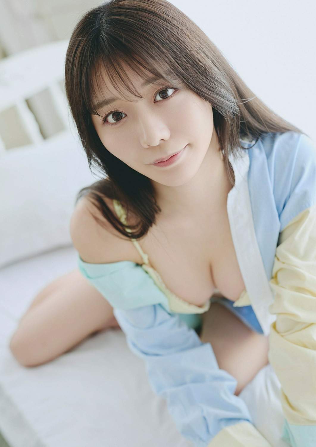 63ANGELまいか まっいいか グラビア水着画像 15枚目