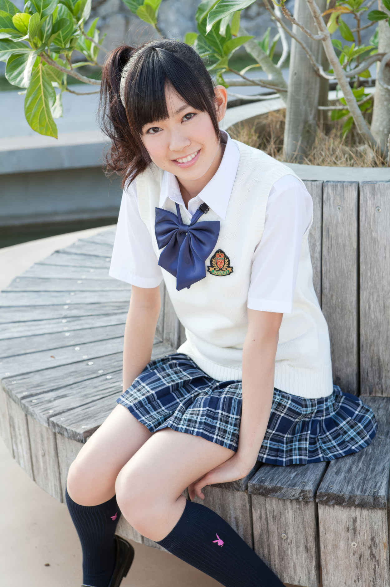 NMB48 山本彩 渡辺美優紀 山田菜々 青春のグラビア 12枚目