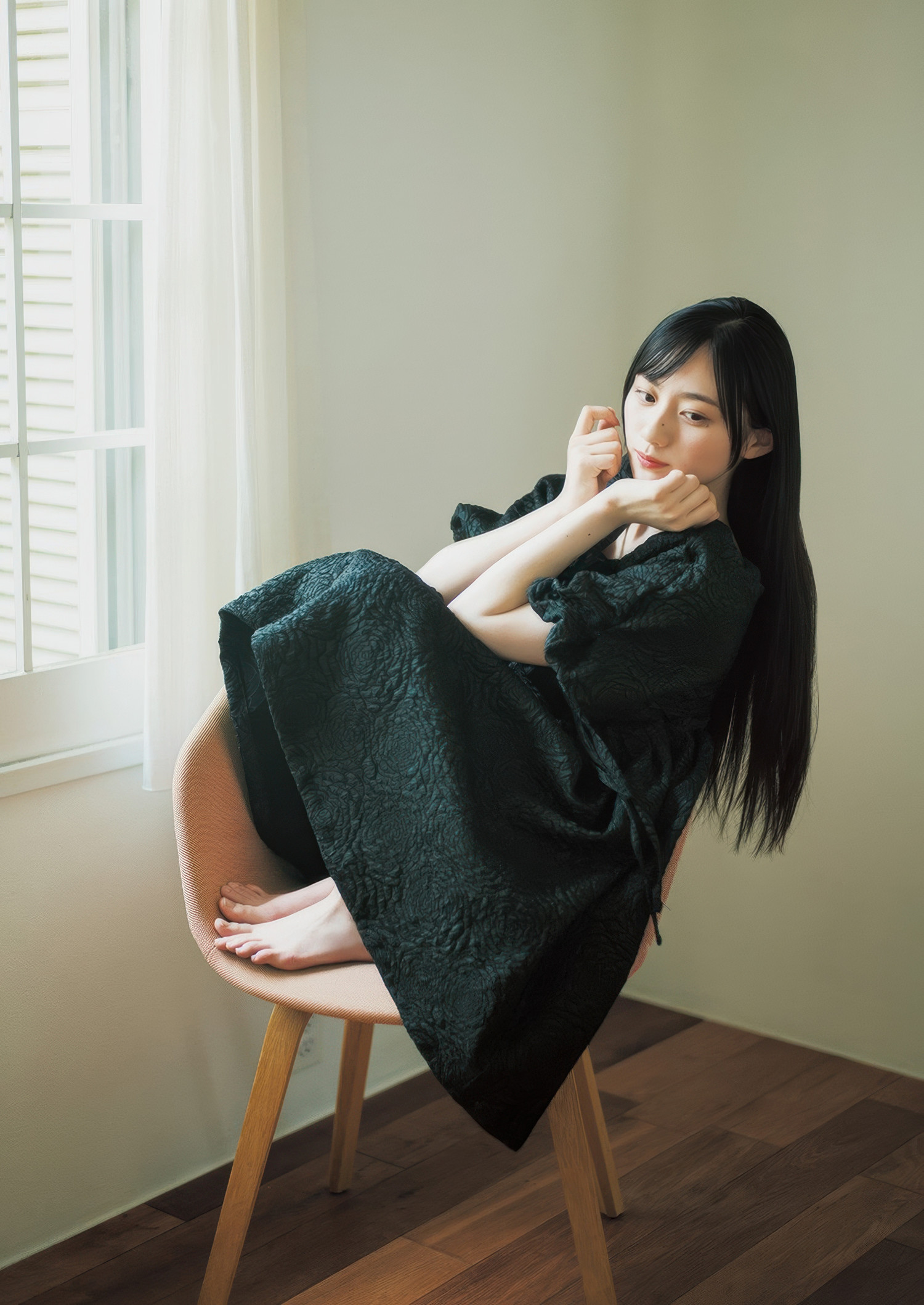 川﨑桜, Young Jump 2025 No.35 (ヤングジャンプ 2025年35号) 1枚目