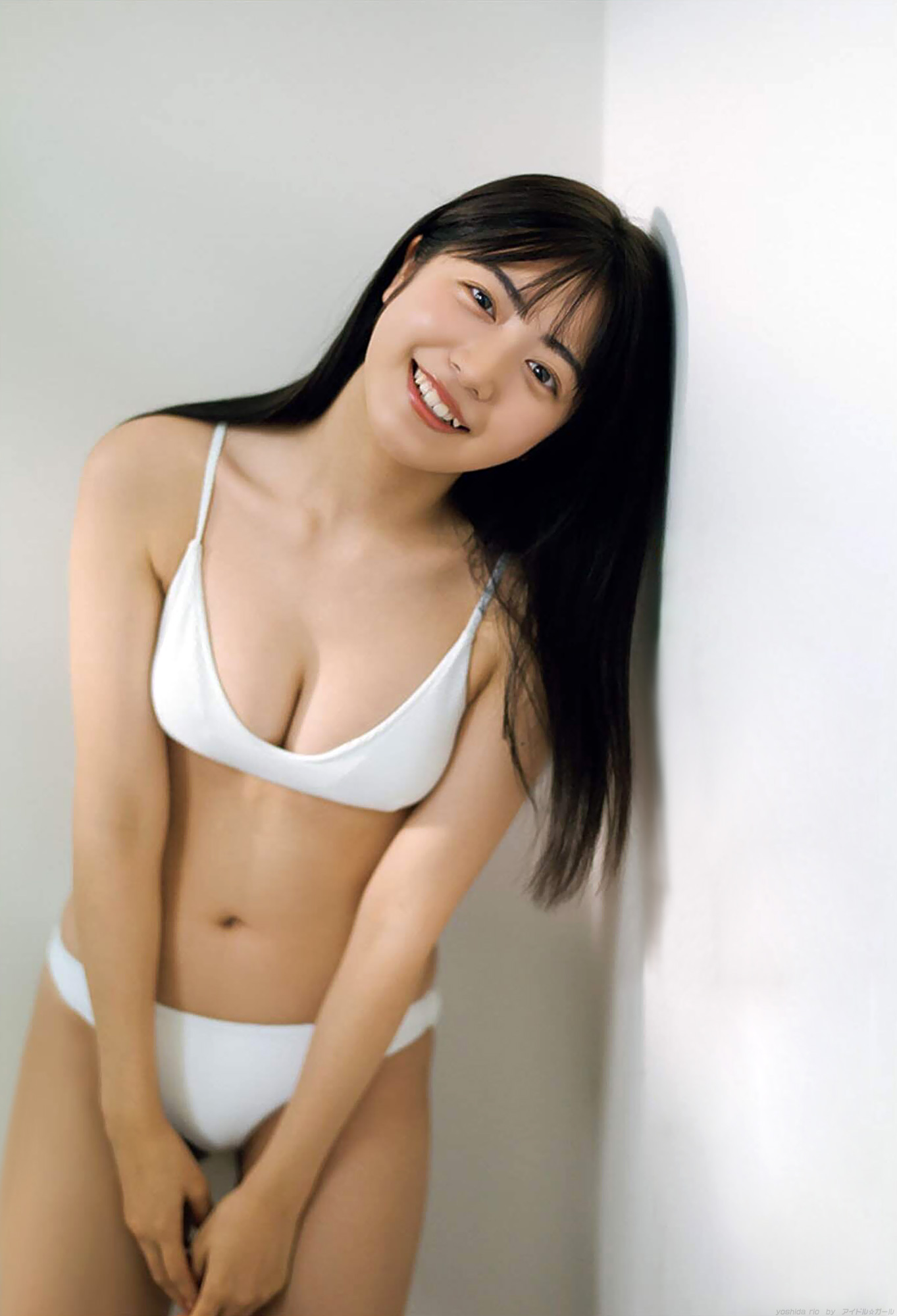 G 吉田莉桜 161-170 グラビア・水着画像 3枚目