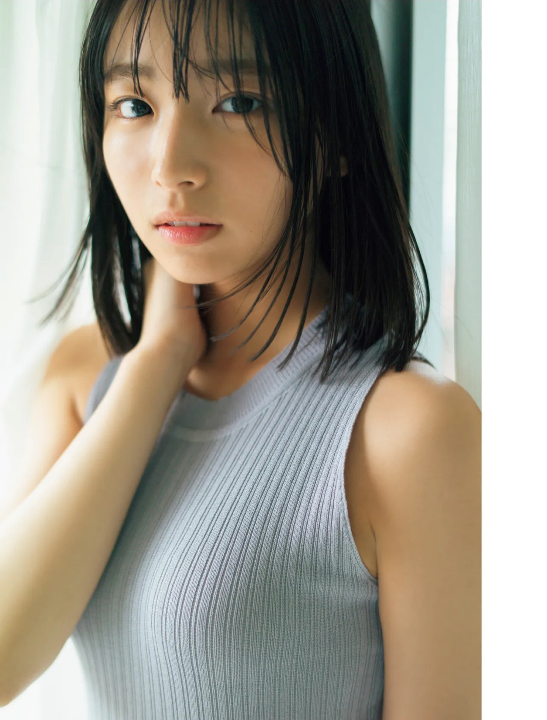 FRIDAY 2025.11.28-12.05. 日向坂. 大野愛実 9枚目