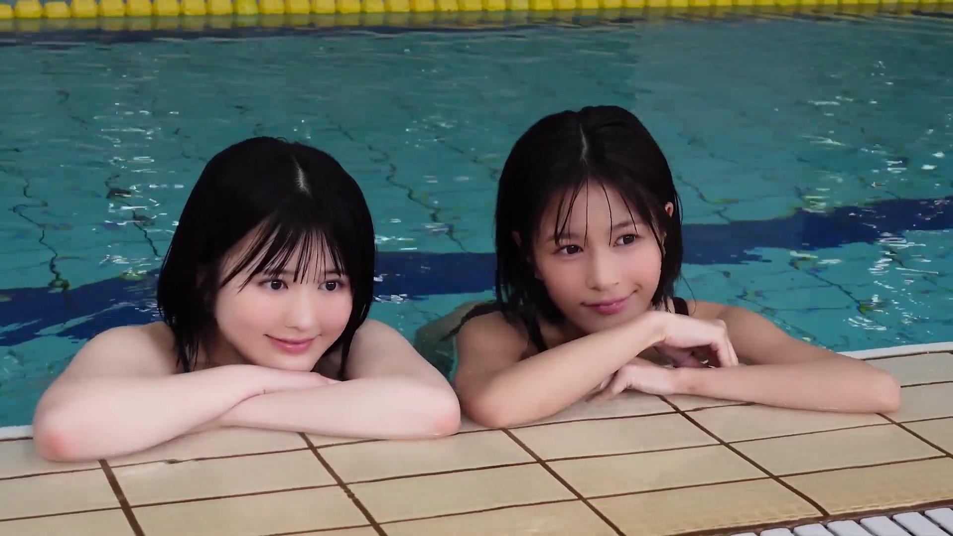 夏芽すずと池田レイラの魅力的な水着グラビア 11枚目