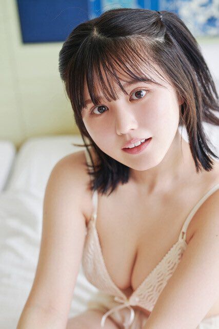 夏芽すずと池田レイラの魅力的な水着グラビア 21枚目