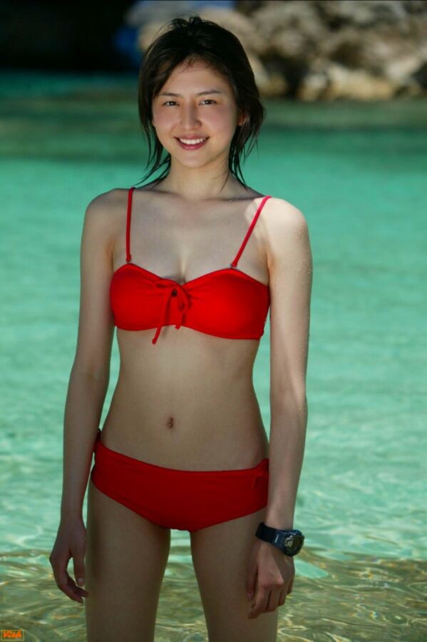 長澤まさみ ビキニ画像!若い頃のかわいさと抜群スタイルがたまらない! 17枚目