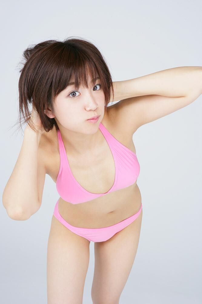 大友さゆり ビキニ画像!若い頃のかわいさと抜群スタイルがたまらない! 23枚目